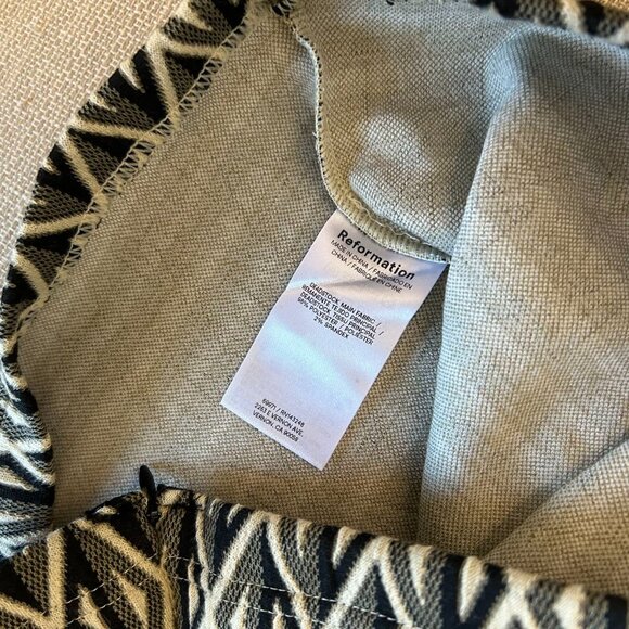 NEW Reformation Birch Tank Knit Top Small Art Deco Pattern Slightly Stretch - Picture 8 of 9